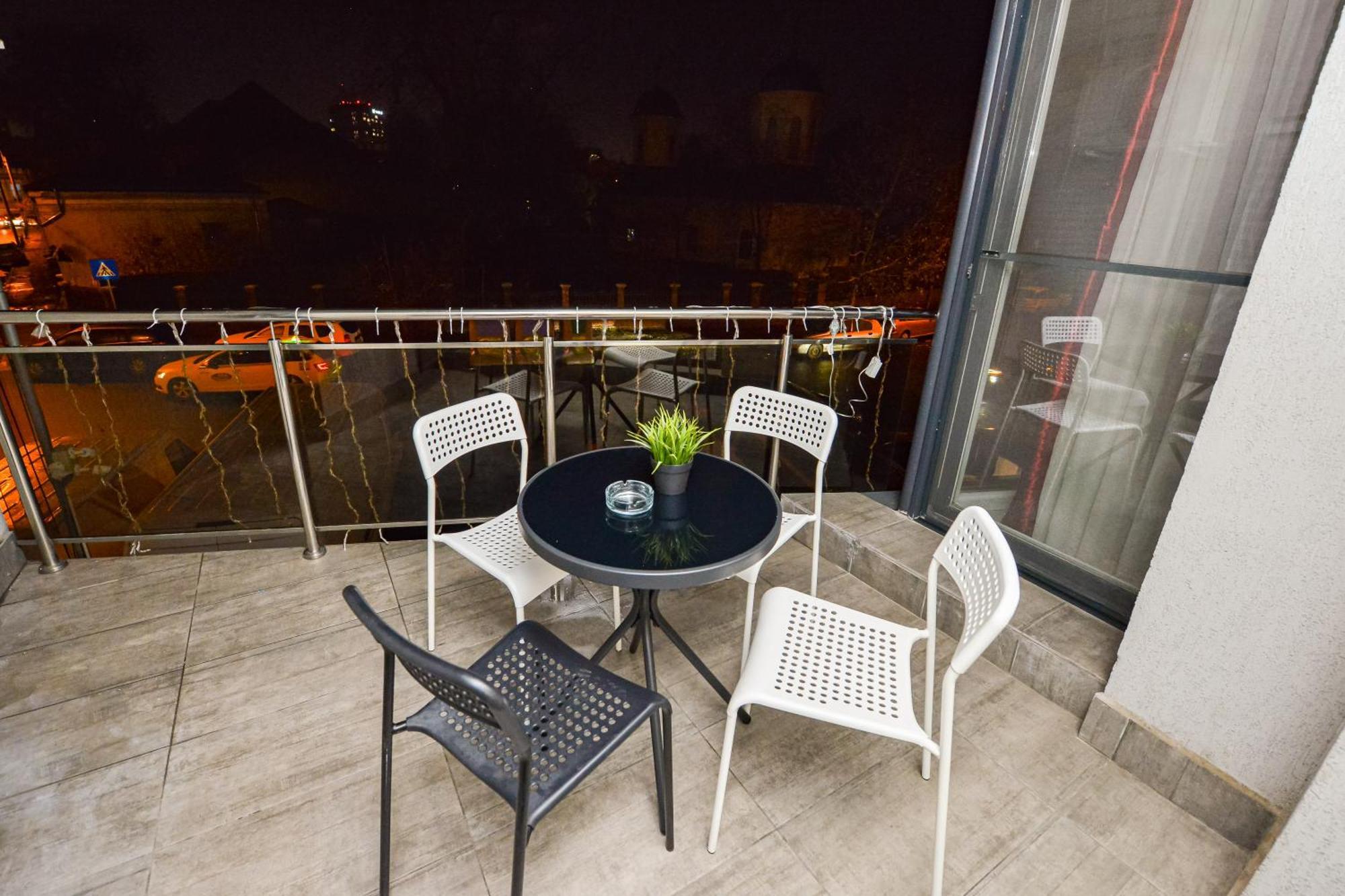 Shabbat Apartments Bucureşti Exterior foto